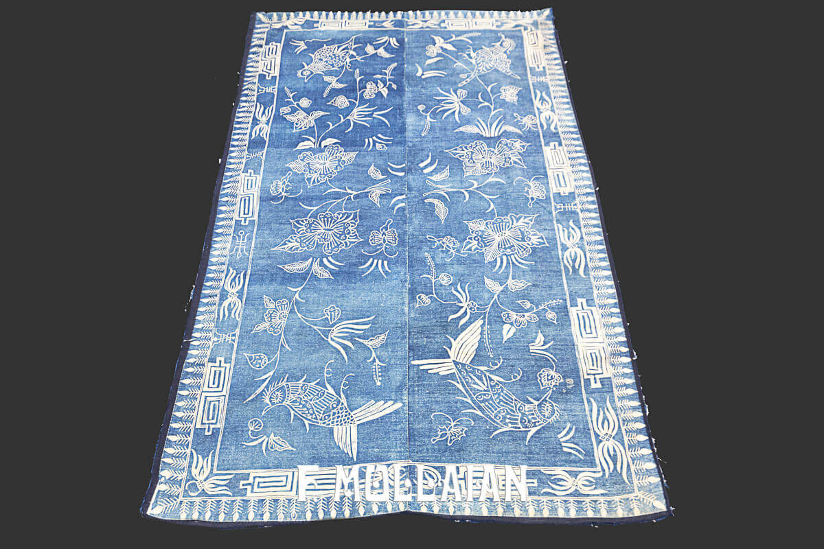 Blue Indonesian Cotton textile with Decò Design (153x85 cm)